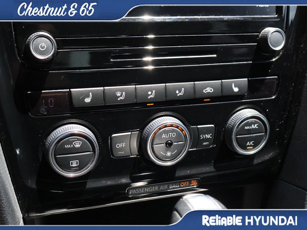 Used 2020 Volkswagen Passat 2.0T R-Line FWD image 37