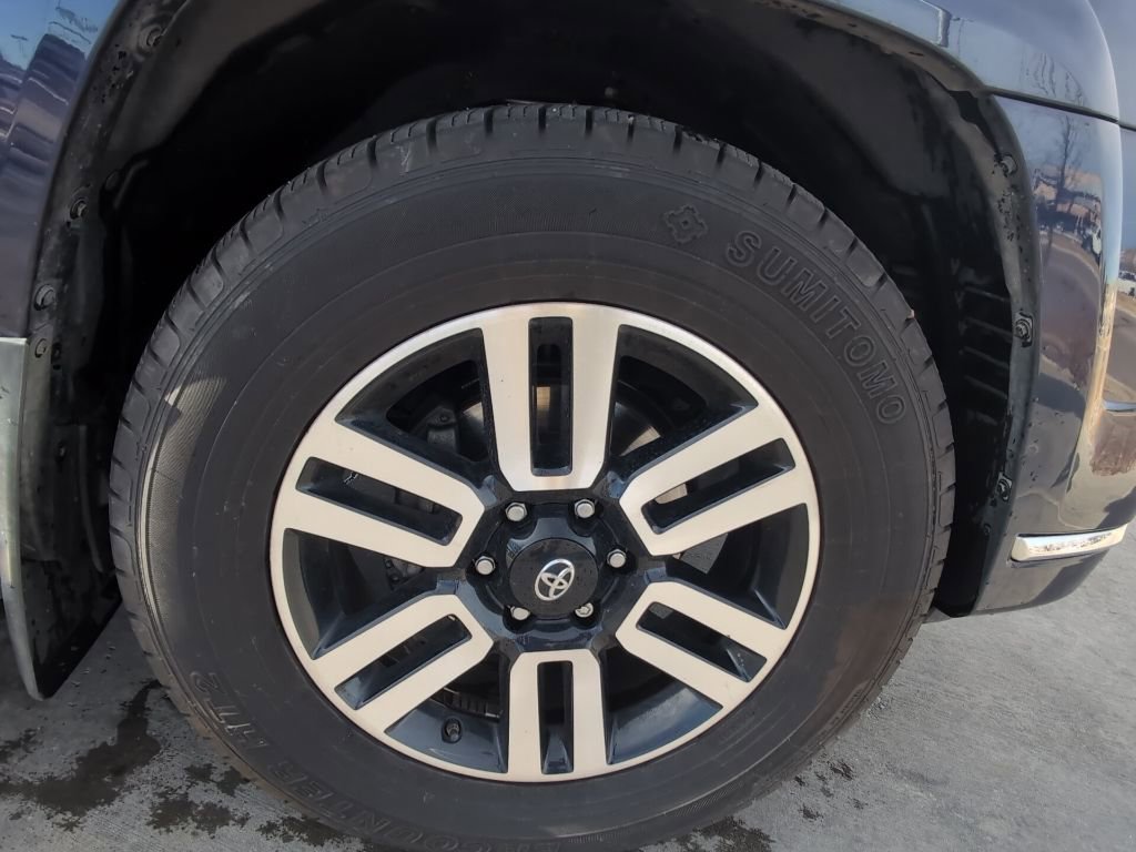 Used 2019 Toyota 4Runner Limited image 34