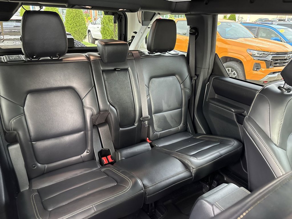 Used 2026 Ford Bronco Badlands AWD/4WD image 31