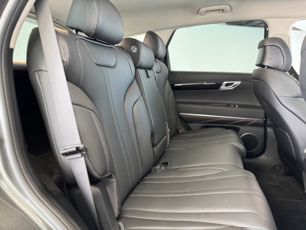Used 2025 Genesis GV80 2.5T Standard image 38