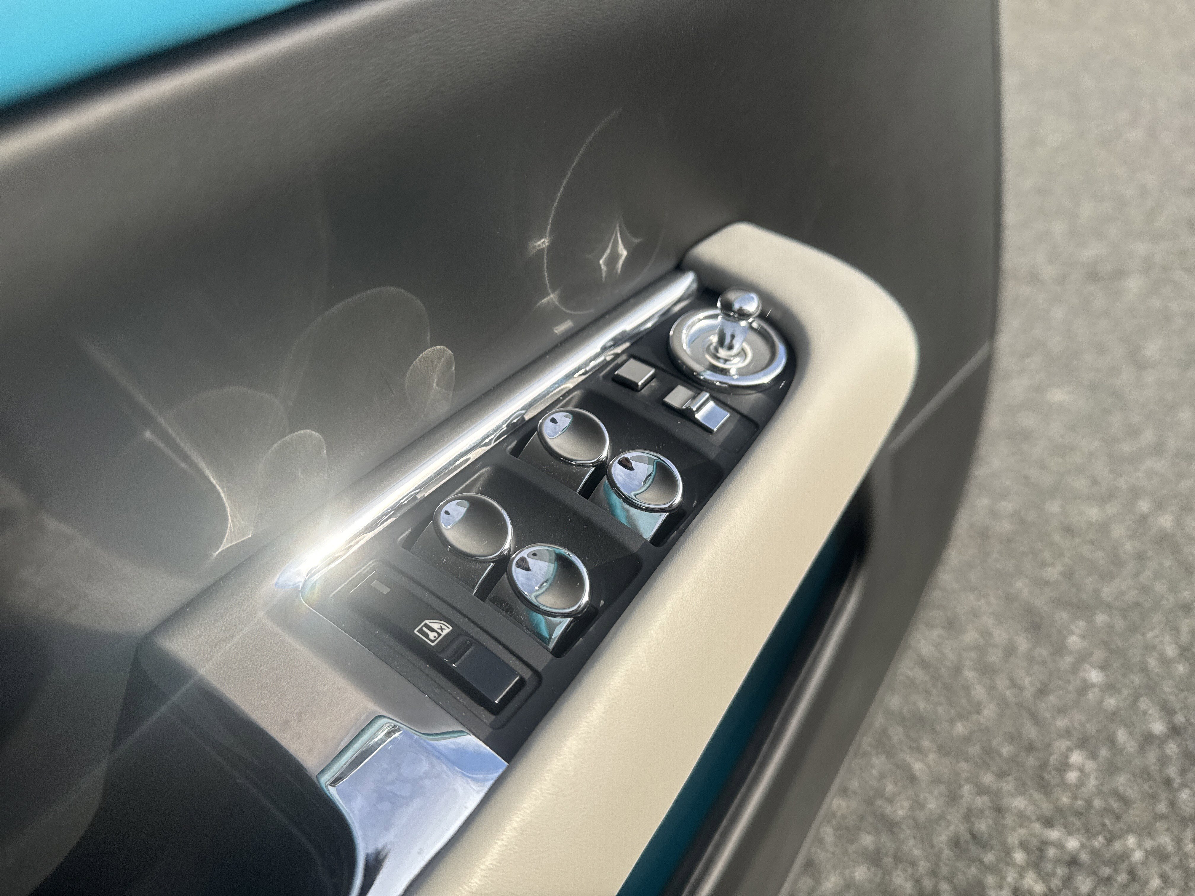 Used 2020 Rolls-Royce Wraith image 12