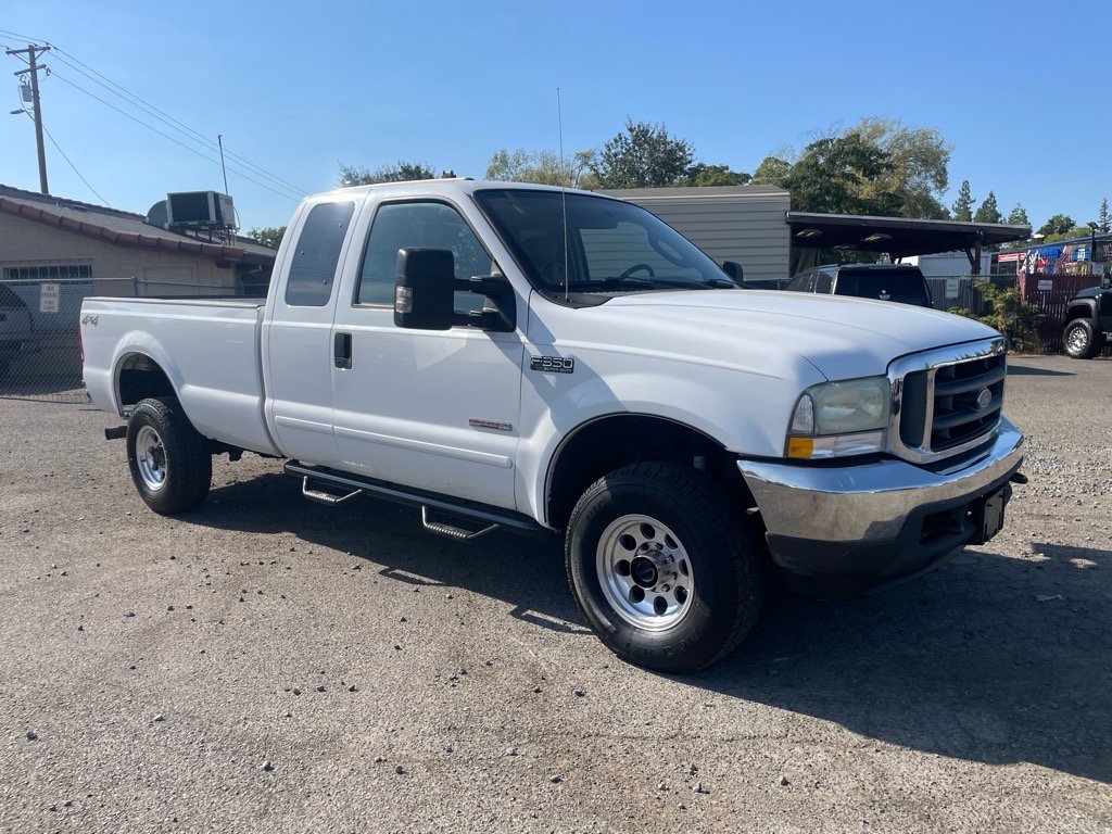 Used 2004 Ford F350 XLT AWD/4WD image 2