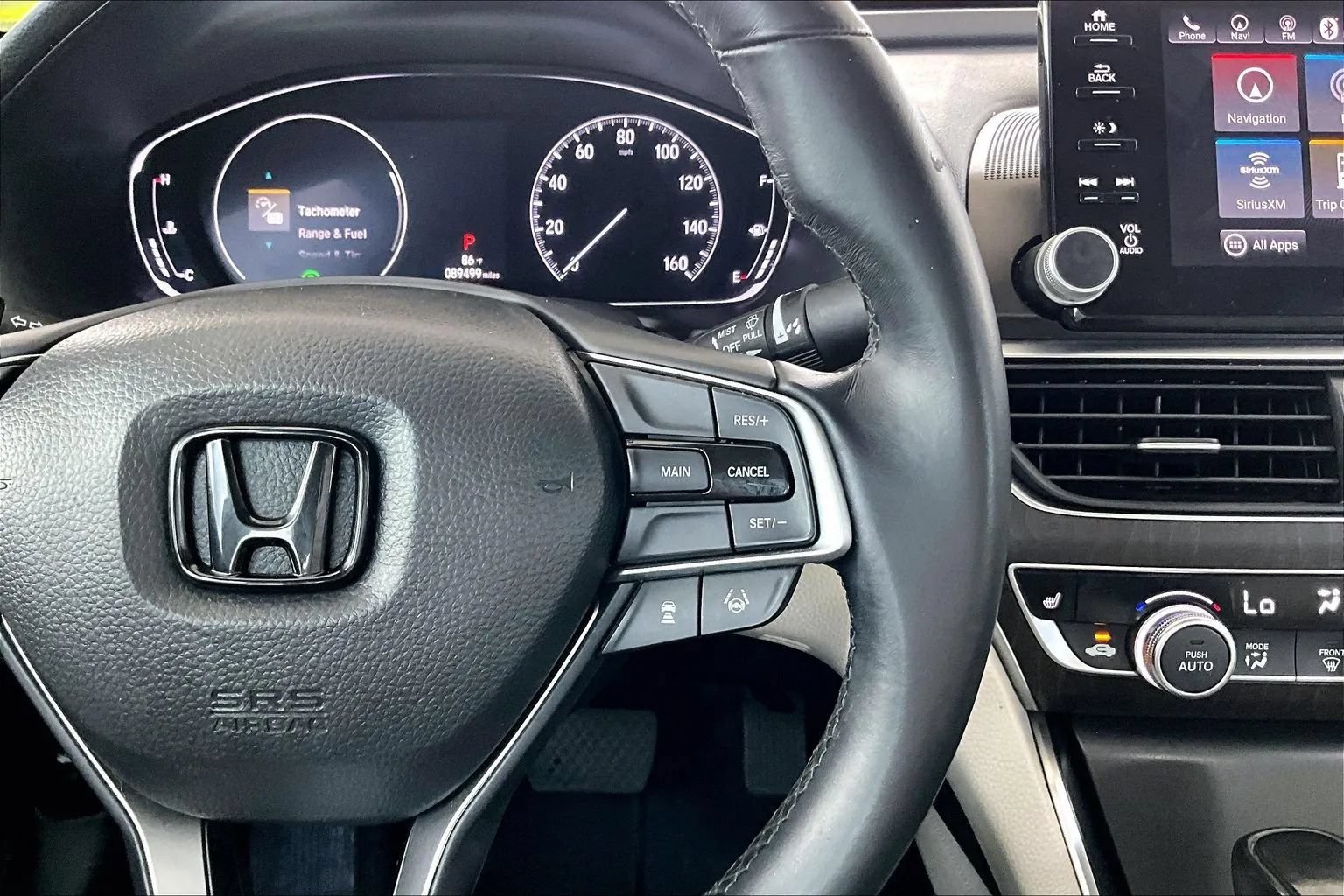 Used 2018 Honda Accord EX-L image 11