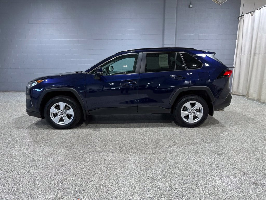 Used 2021 Toyota RAV4 XLE w/ Convenience Package AWD/4WD image 6