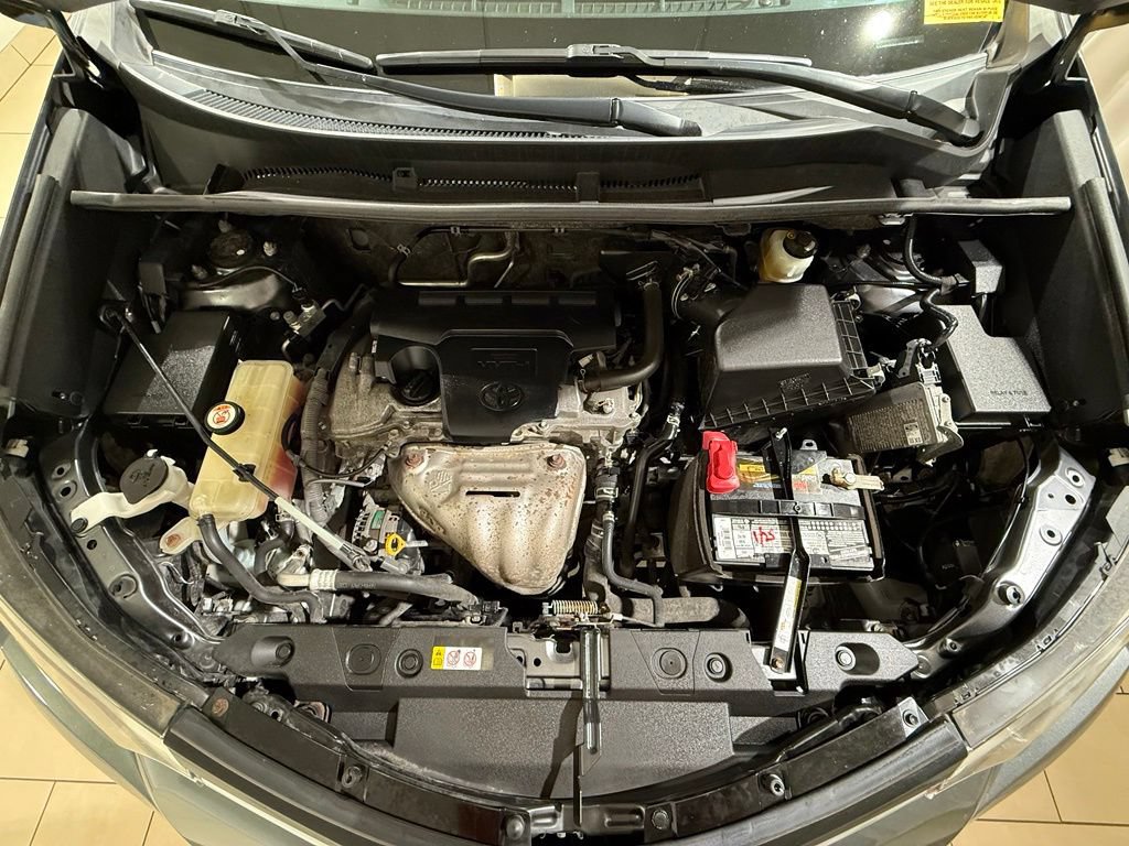 Used 2018 Toyota RAV4 LE w/ All Weather Liner Package AWD/4WD image 10