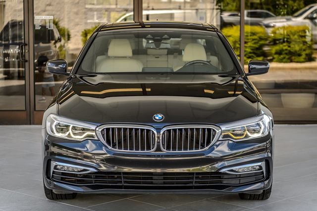 Used 2017 BMW 540i RWD image 5