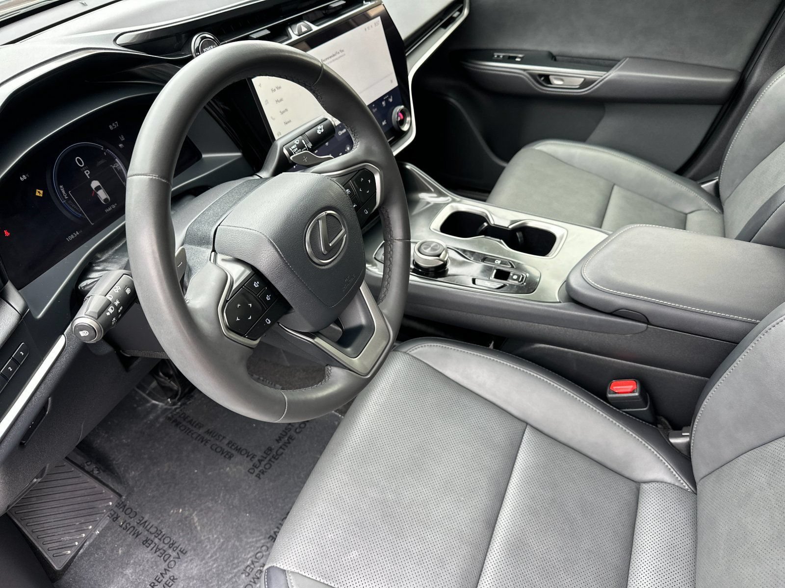 Used 2023 Lexus RZ 450e Premium w/ Technology Package AWD/4WD image 10
