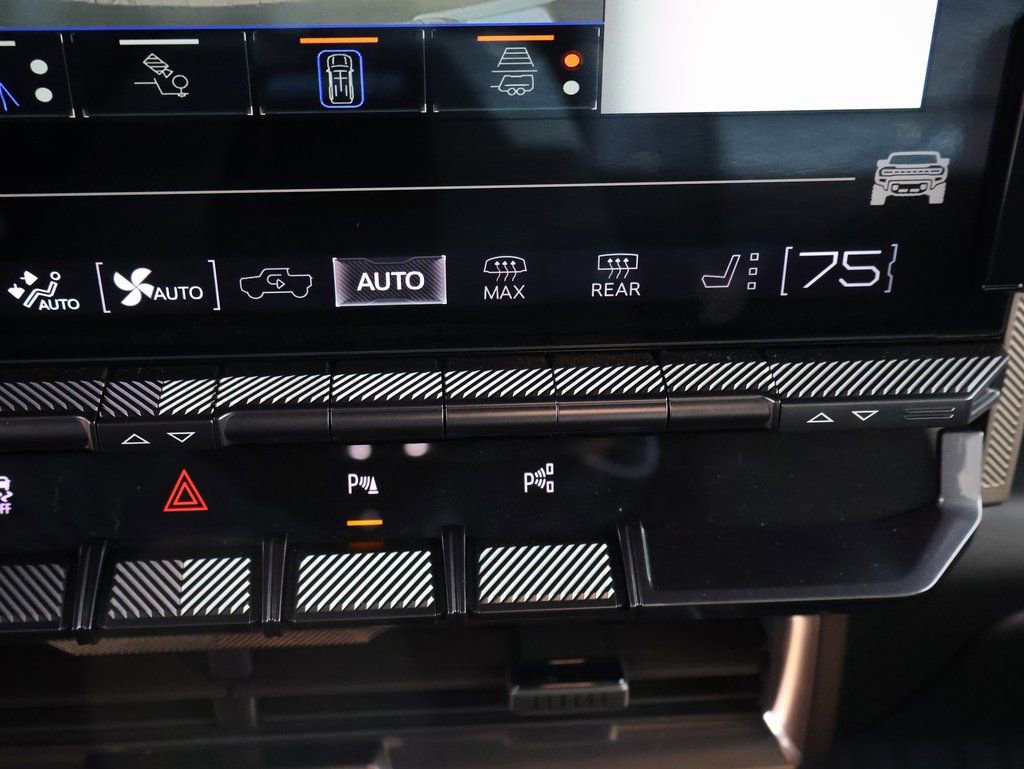 New 2025 GMC Hummer EV 3X AWD/4WD image 34