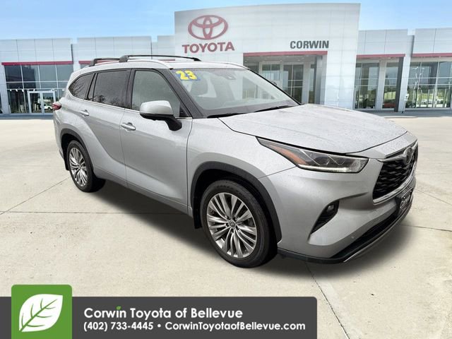Used 2023 Toyota Highlander Limited