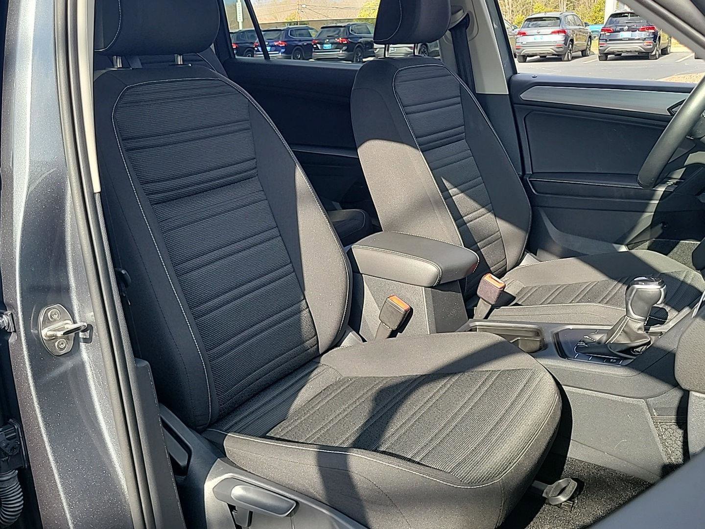 Certified 2024 Volkswagen Tiguan S image 35