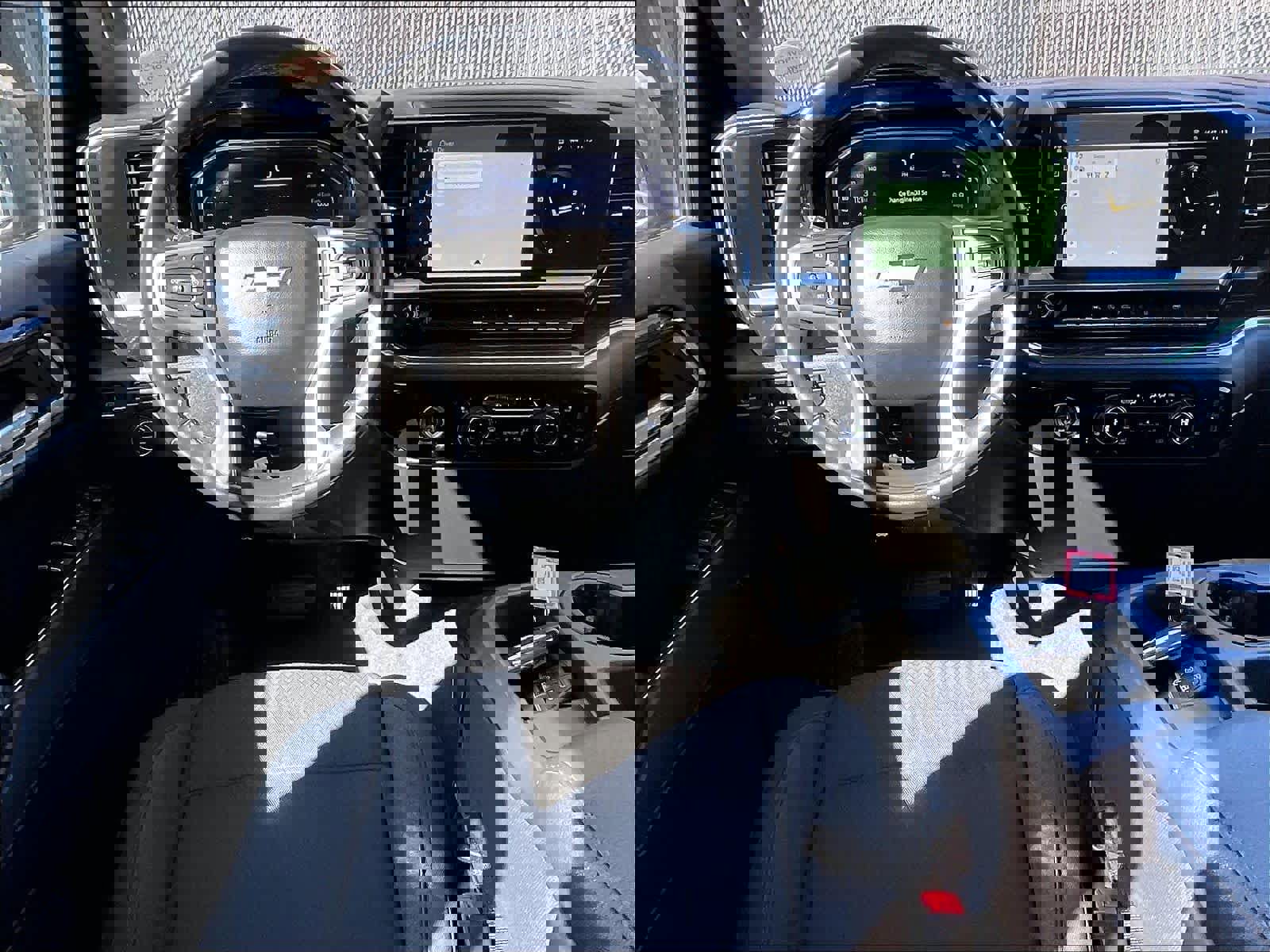 Used 2023 Chevrolet Silverado 1500 LT image 17