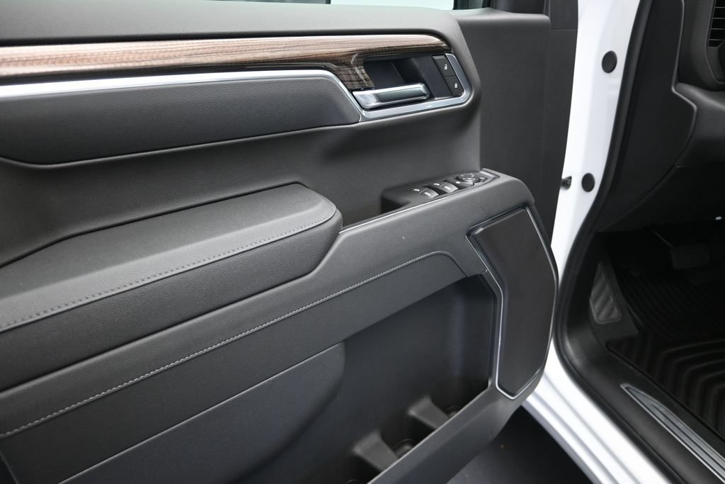 New 2026 Chevrolet Silverado 1500 LT AWD/4WD image 11
