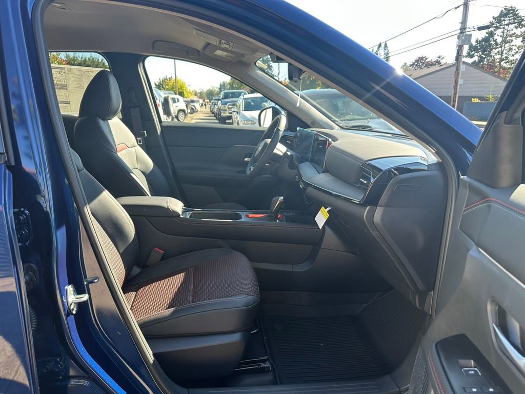 New 2026 Nissan Kicks SR w/ Illumination Package image 21