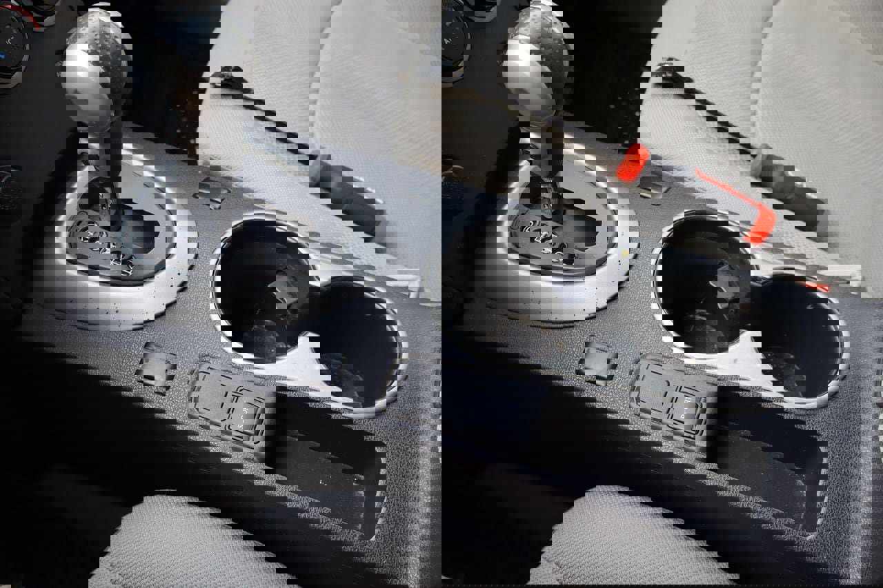 Used 2014 Nissan Rogue S w/ Convenience Package image 22