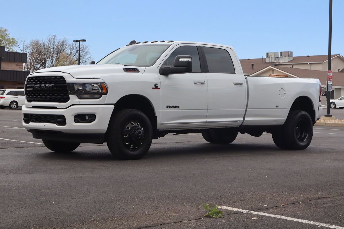 Used 2023 RAM 3500 Big Horn w/ Night Edition AWD/4WD image 11