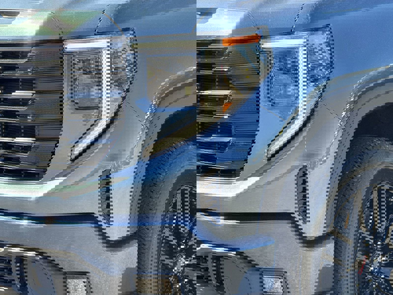 Used 2024 GMC Sierra 1500 Elevation image 6