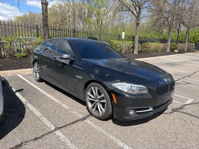 Used 2016 BMW 528i xDrive Sedan AWD/4WD image 3