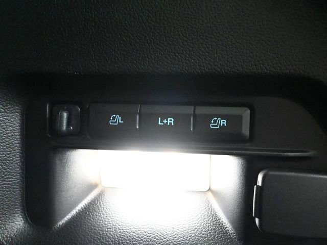 Used 2021 Ford Explorer Platinum w/ Equipment Group 601A image 43