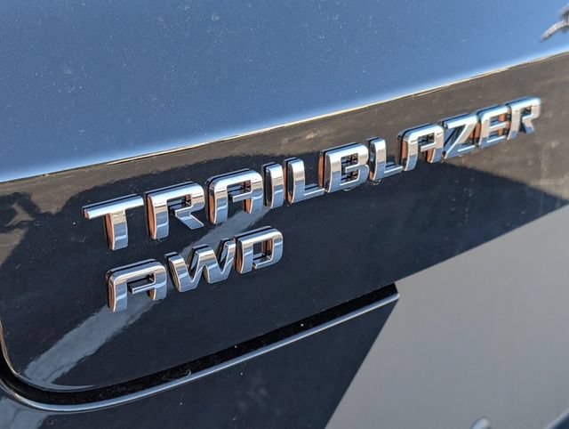 New 2026 Chevrolet TrailBlazer LT w/ Convenience Package AWD/4WD image 8