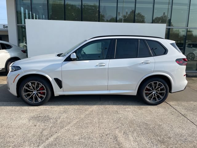 New 2026 BMW X5 xDrive40i w/ M Sport Package AWD/4WD image 2