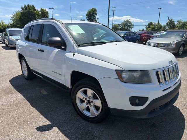 Used 2014 Jeep Compass Sport FWD image 1