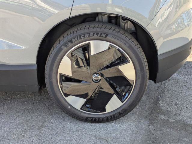 New 2025 Volvo EX30 Plus w/ Protection Package Premier image 6