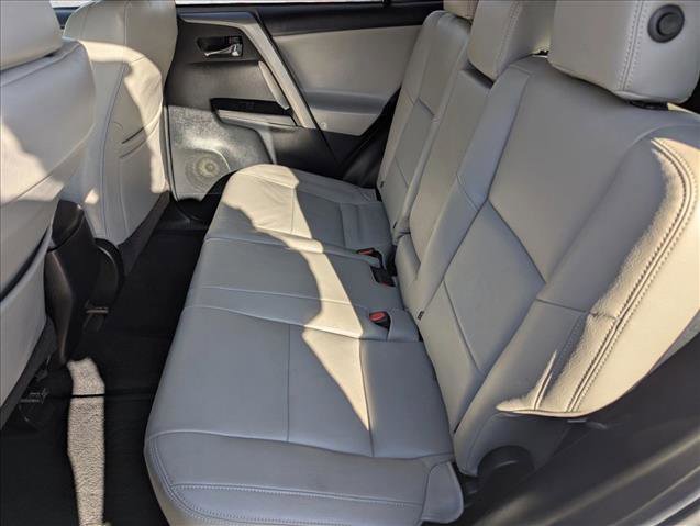 Used 2018 Toyota RAV4 XLE image 18