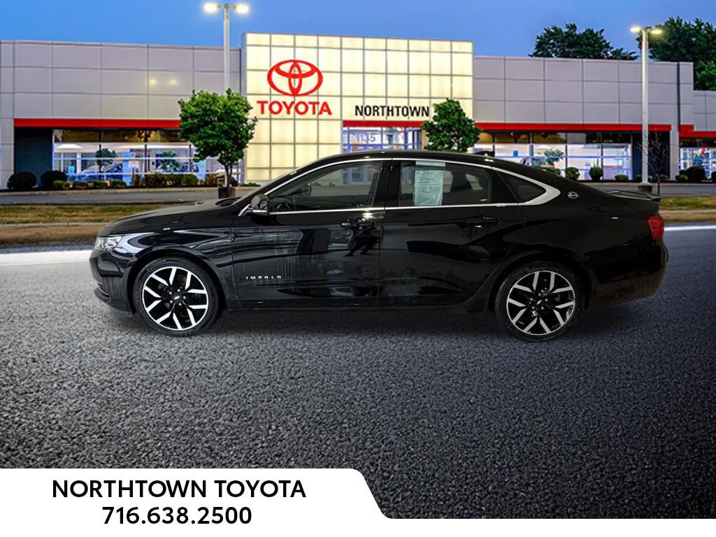 Used 2016 Chevrolet Impala LT FWD image 2