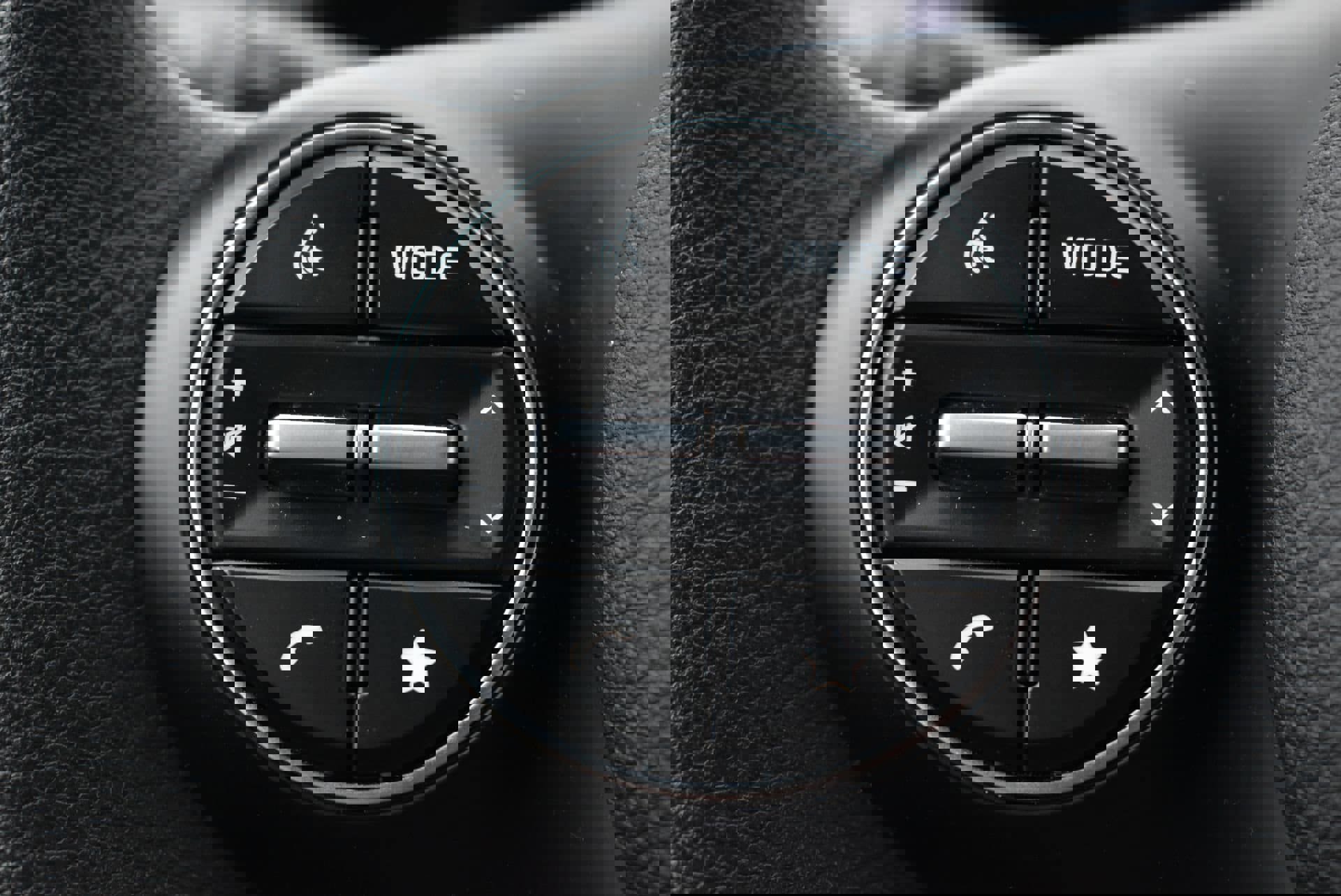 Used 2025 Kia Soul LX FWD image 19