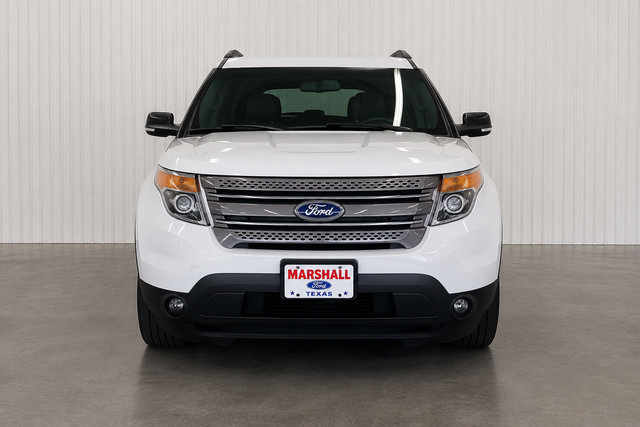 Used 2015 Ford Explorer FWD image 2