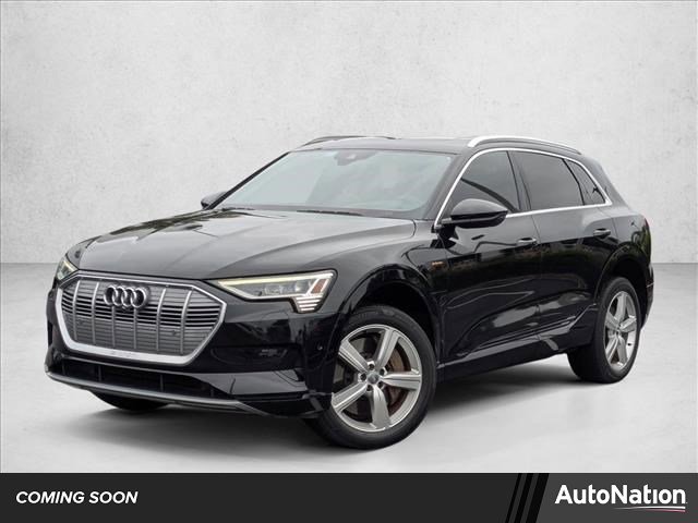Used 2019 Audi e-tron Prestige w/ Prestige Package image 1