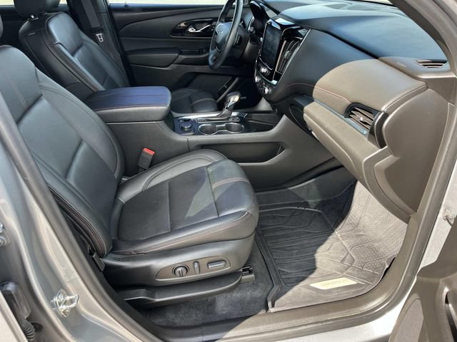 Used 2023 Chevrolet Traverse RS w/ LPO, Floor Liner Package FWD image 27