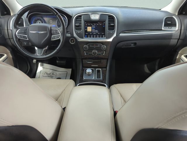 Used 2019 Chrysler 300 Limited image 22