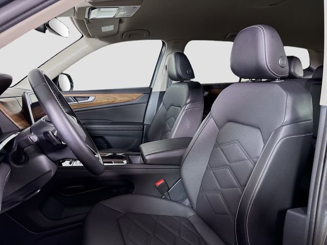 Used 2024 Volkswagen Atlas SE image 21