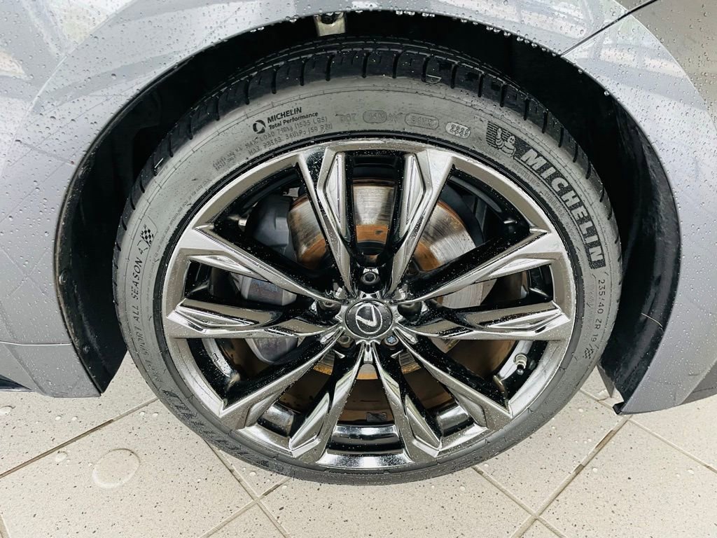 Certified 2022 Lexus IS 350 F Sport image 17