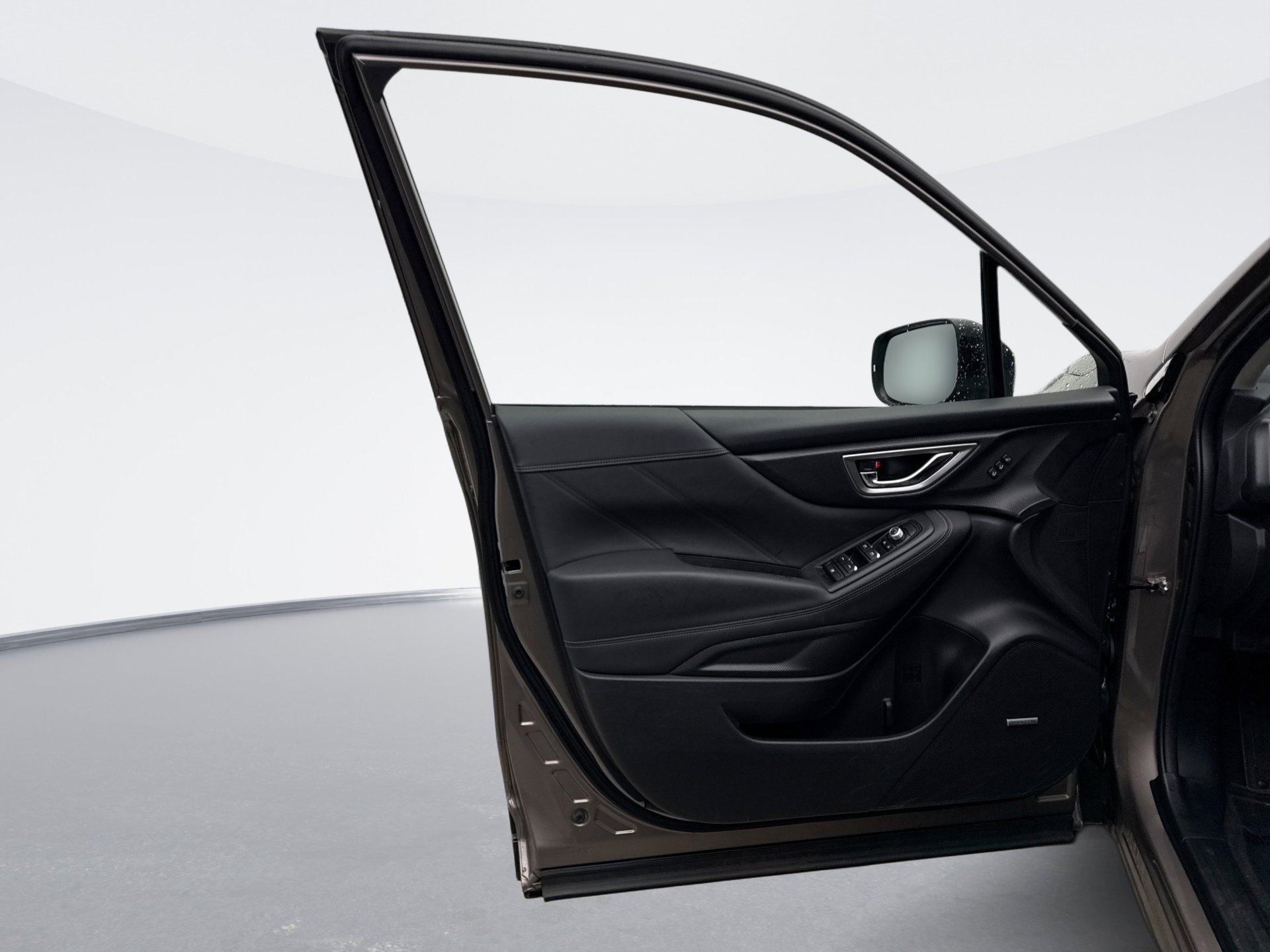 Used 2023 Subaru Forester Touring image 9