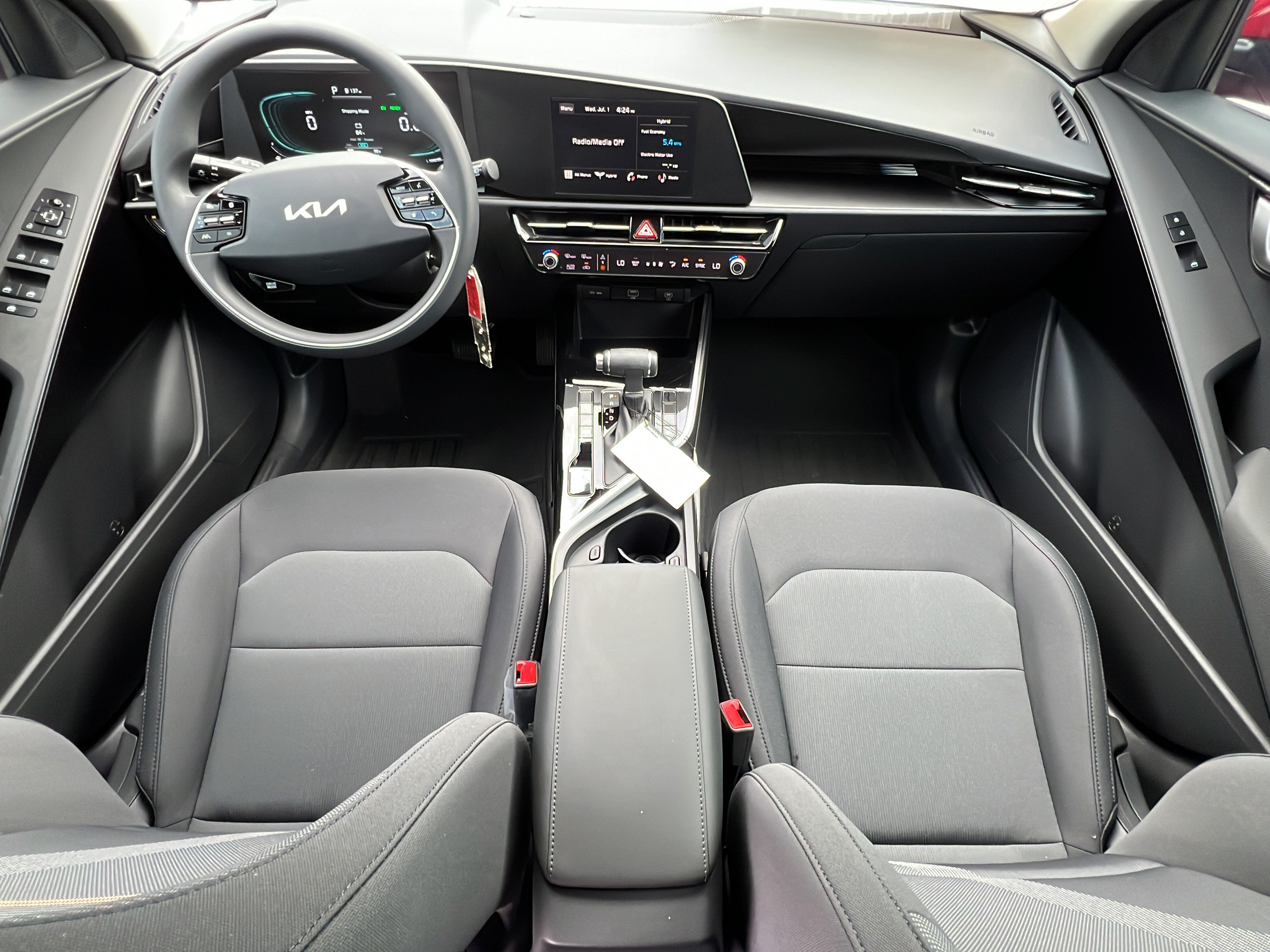 New 2026 Kia Niro LX FWD image 11