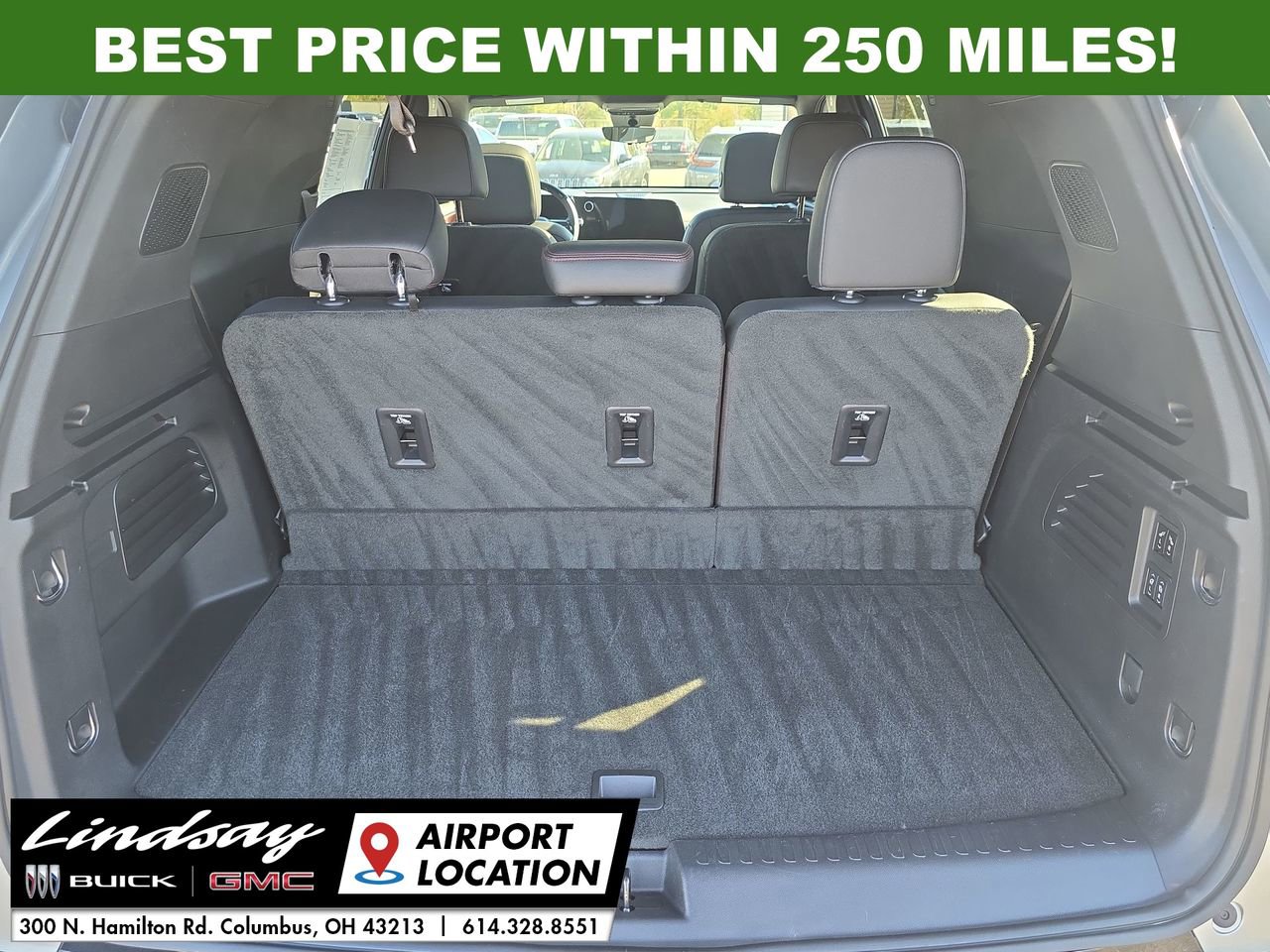 Used 2024 Chevrolet Traverse RS image 26