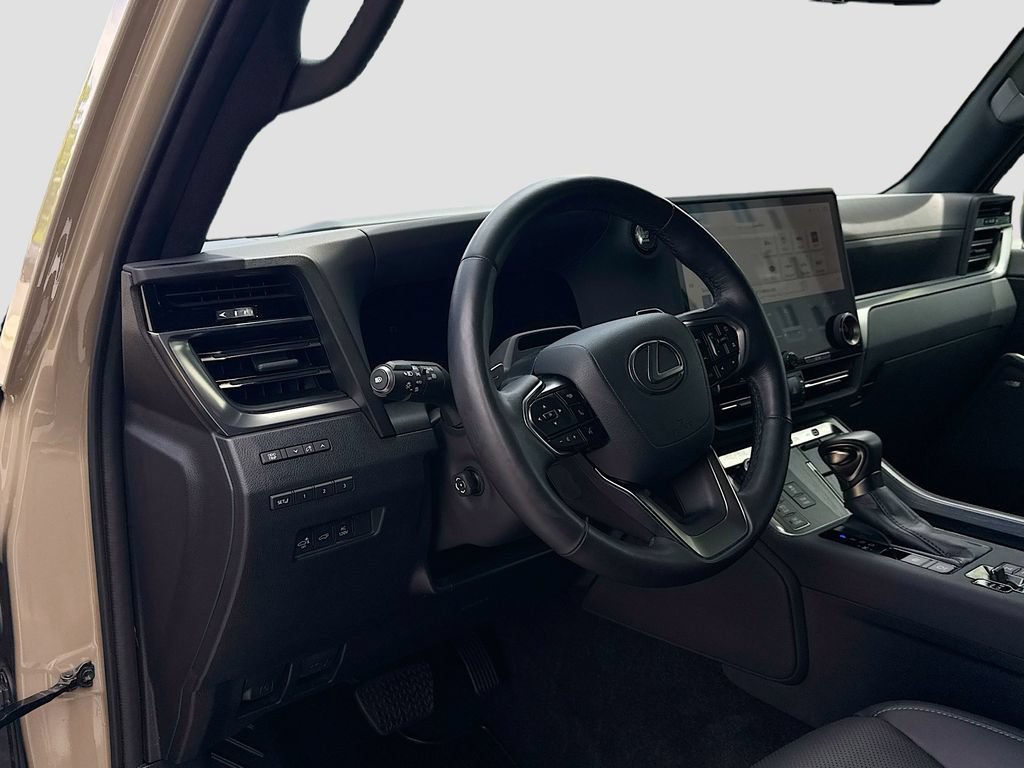 Used 2024 Lexus GX 550 AWD/4WD image 31