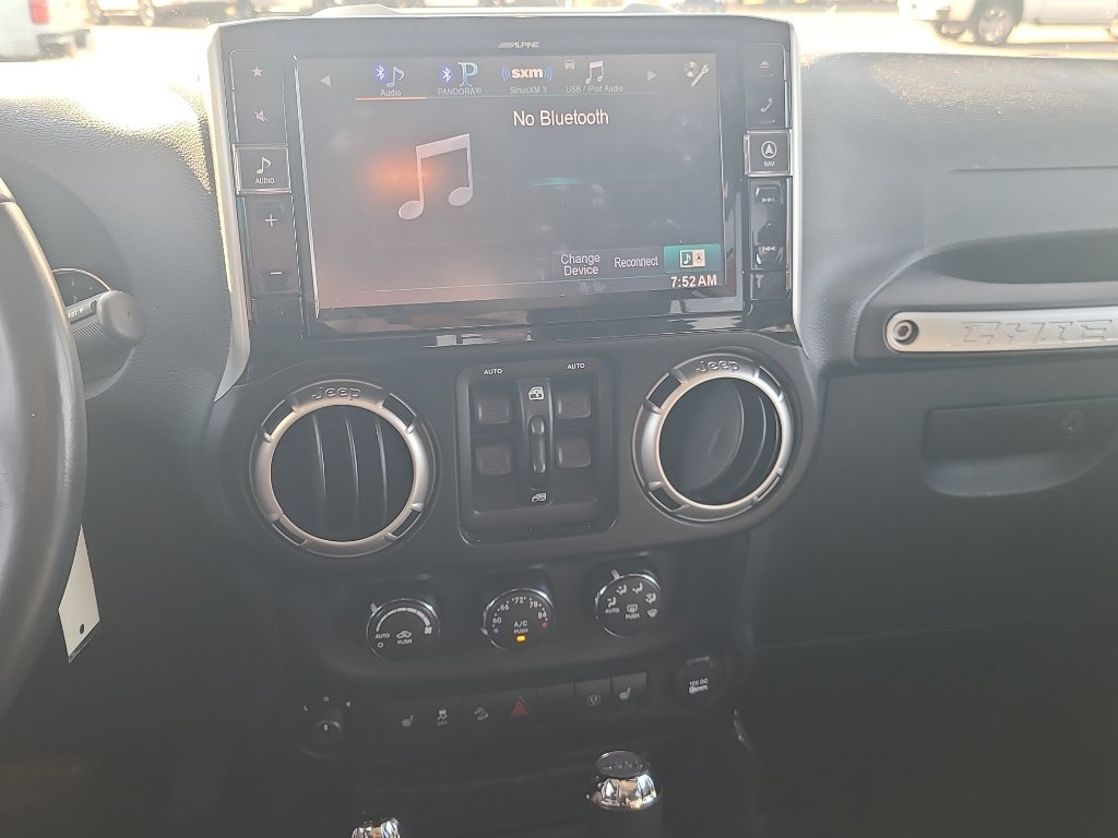 Used 2017 Jeep Wrangler Unlimited Sahara w/ Quick Order Package 24E Chief AWD/4WD image 12
