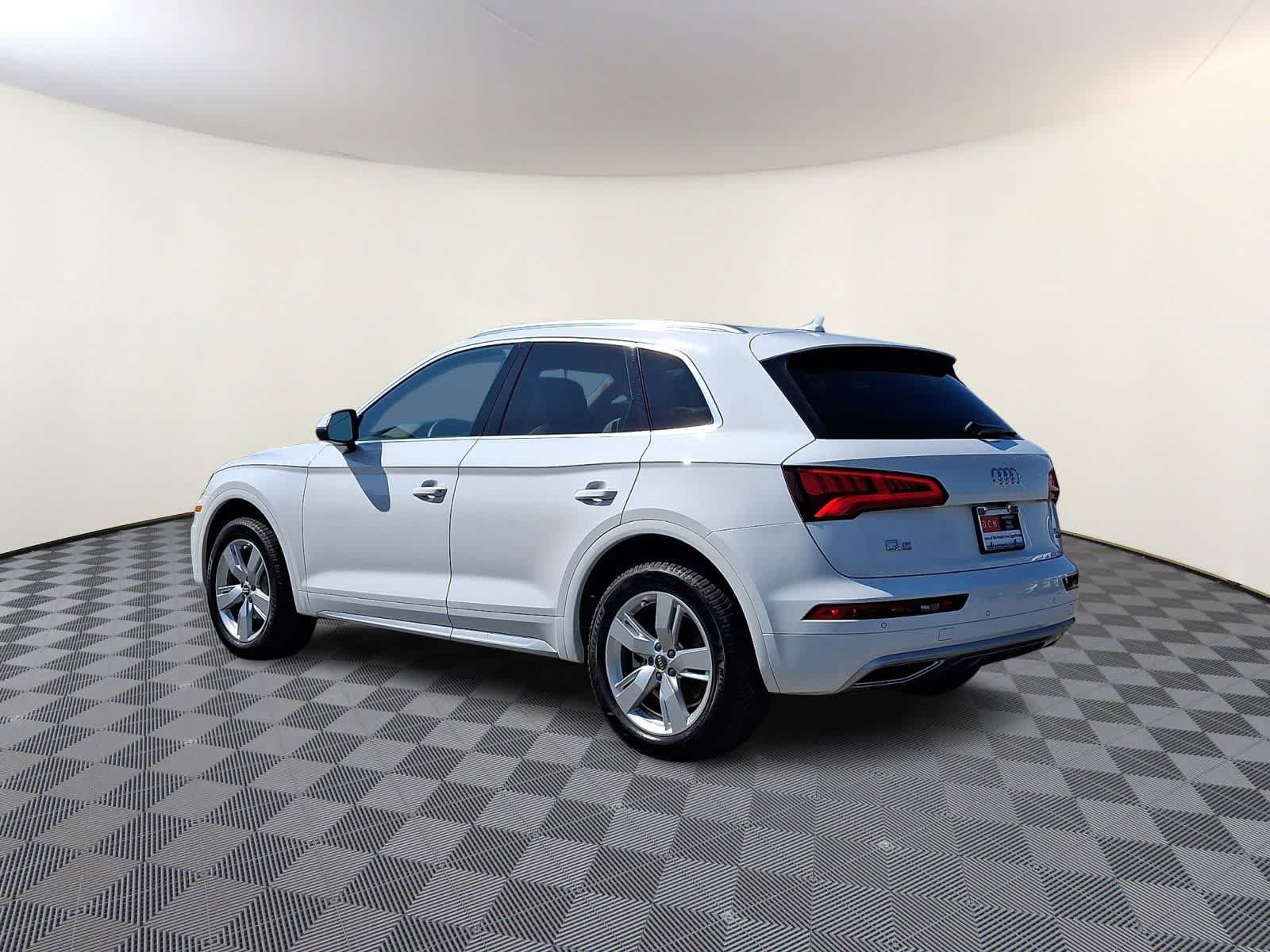 Used 2018 Audi Q5 2.0T Premium Plus w/ Premium Plus Package AWD/4WD image 7