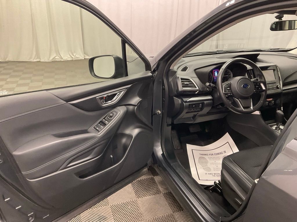 Used 2022 Subaru Forester Premium image 4
