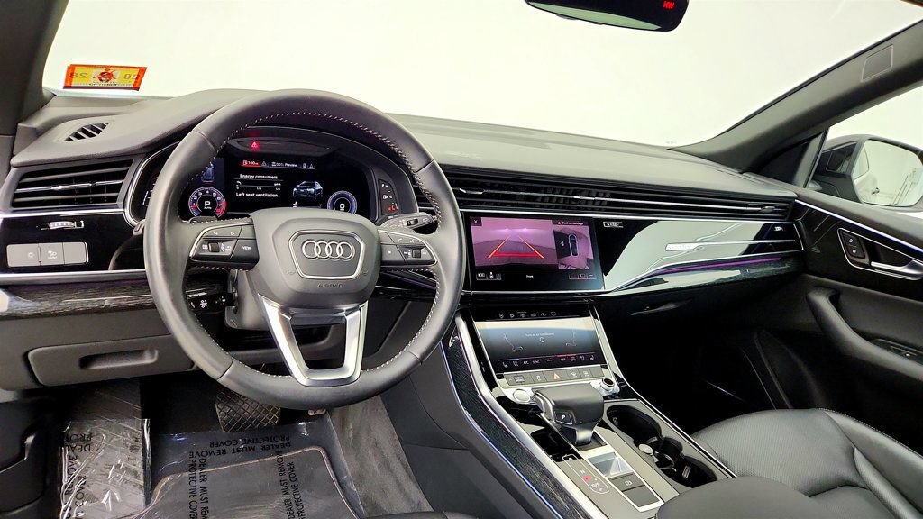 Used 2019 Audi Q8 Premium Plus w/ Premium Plus AWD/4WD image 13