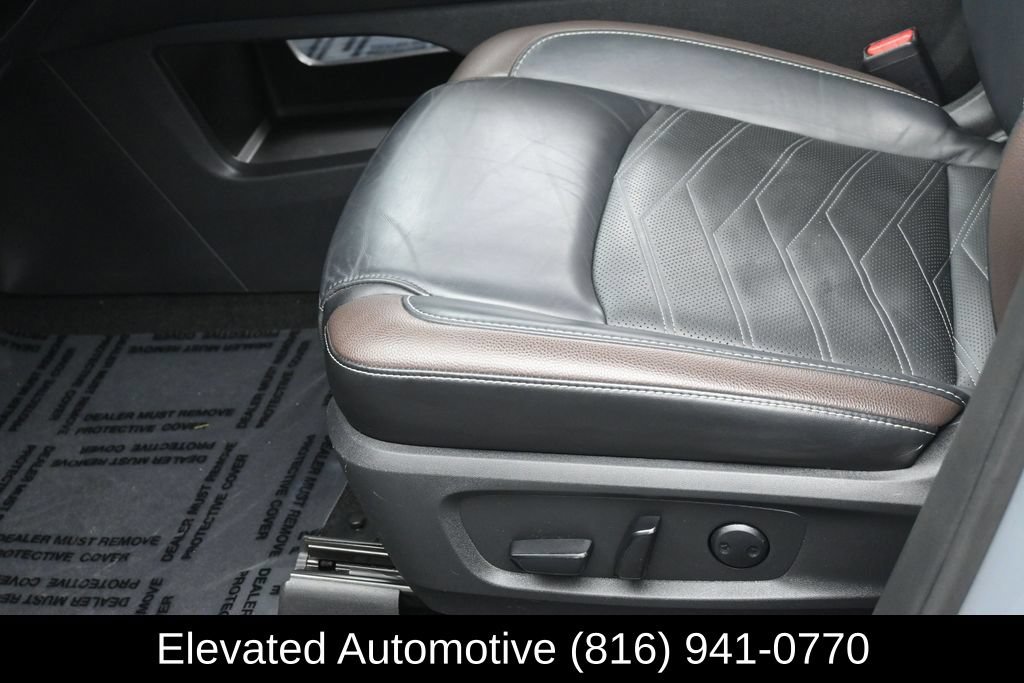 Used 2022 Nissan Pathfinder Platinum w/ Cargo Package AWD/4WD image 17