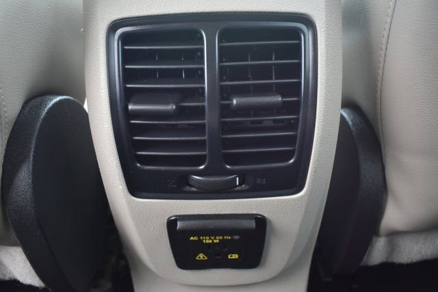 Used 2017 Ford Escape Titanium image 38