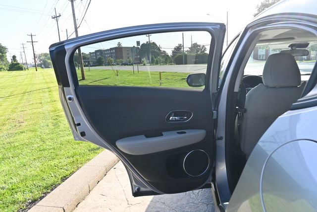 Used 2019 Honda HR-V EX image 23