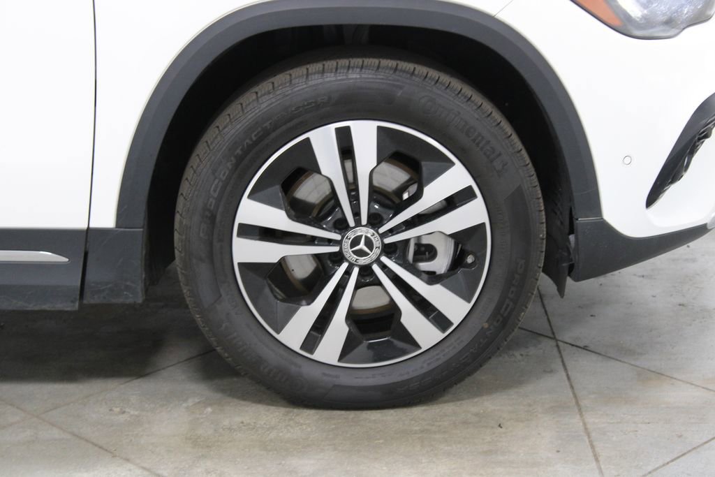Used 2025 Mercedes-Benz GLA 250 image 12