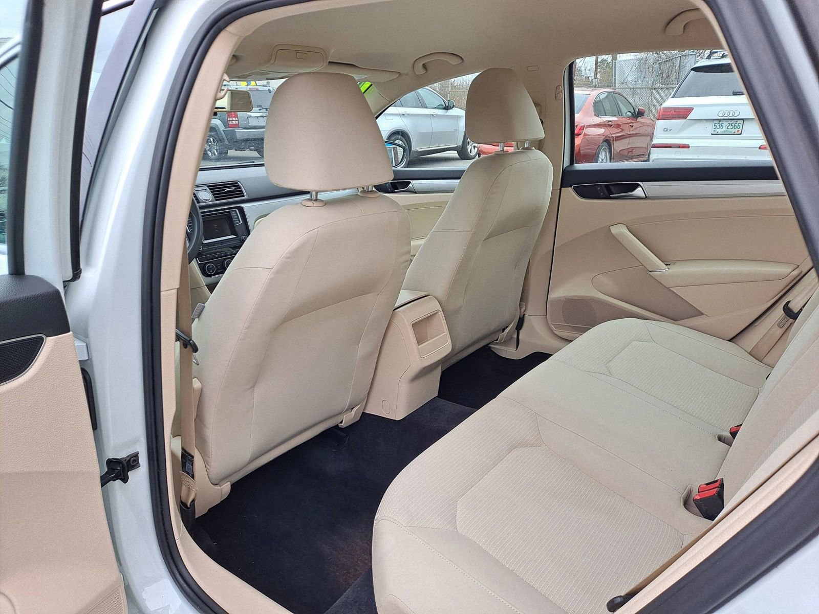 Used 2017 Volkswagen Passat 1.8T S FWD image 9