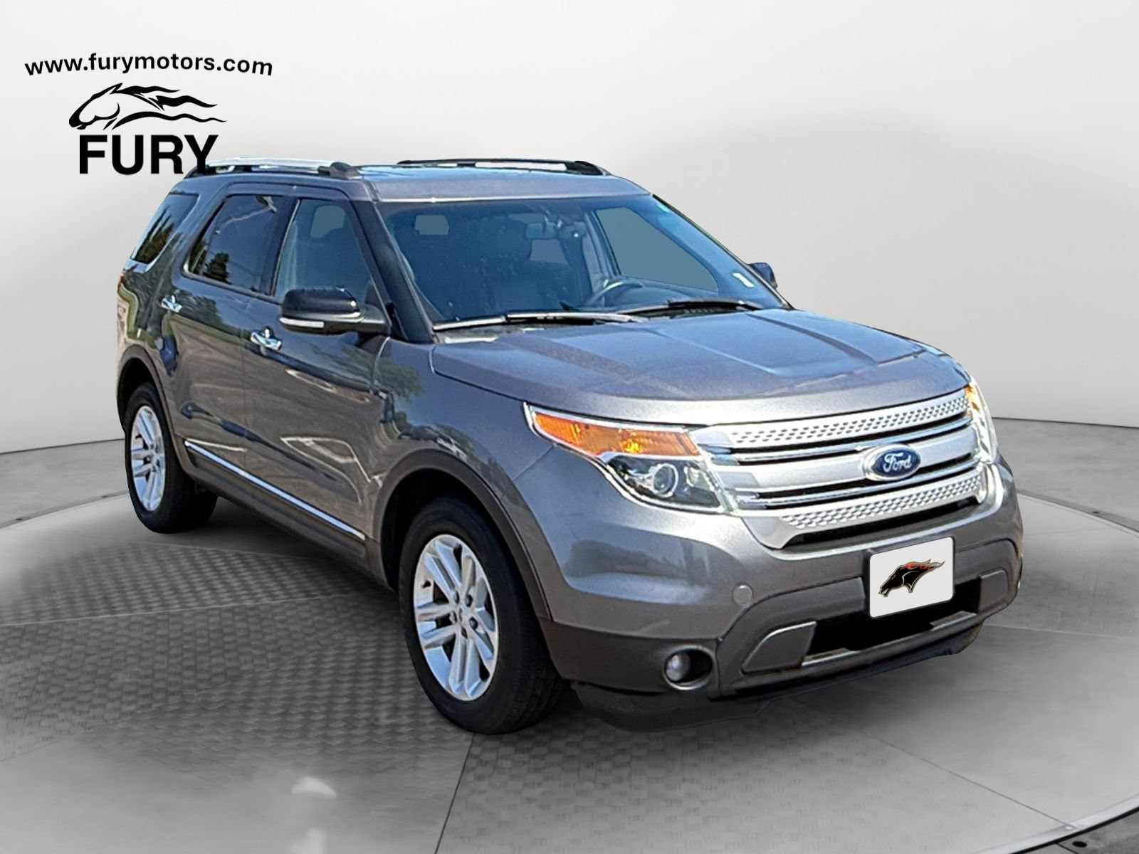 Used 2014 Ford Explorer XLT w/ Equipment Group 202A AWD/4WD image 1
