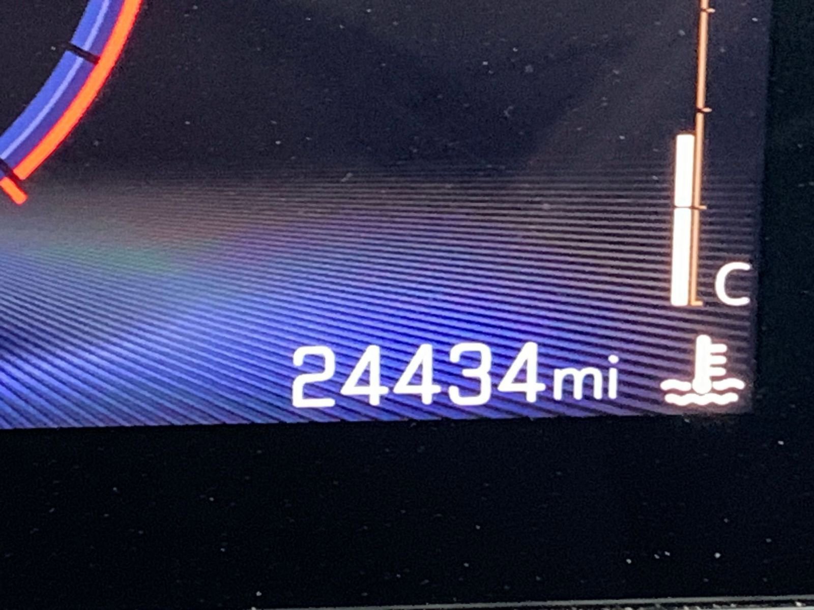 Used 2025 Chevrolet Trax LT image 9